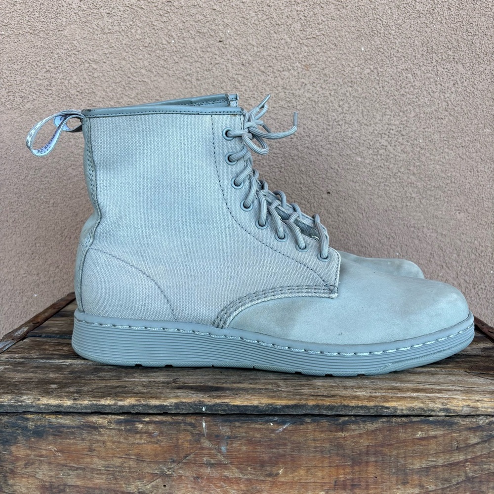 Dr. Martens Newton Grey Lace-Boot